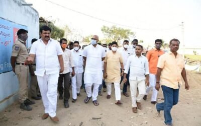MP Dharmapuri Arvind Visited The Families Of BJP Karyakartas, Who Were Attacked By The TRS Goons