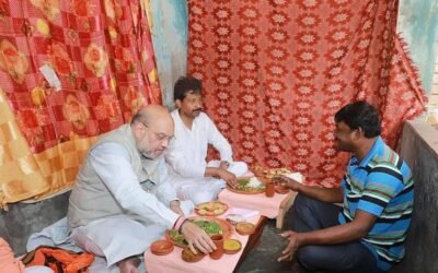 ‘అమితా’నందం… రిక్షావాలా ఆతిథ్యం..!