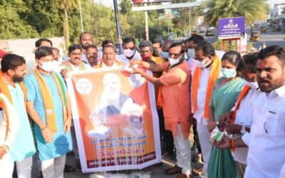 నిజామాబాద్ ఎంపీ అర్వింద్ ధర్మపురి గారికి పాలాభిషేకం