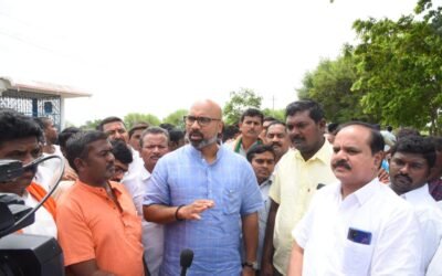 ఇబ్రహీంపట్నం మండలం ఎర్దండి గ్రామంలో వరద ప్రభావిత ప్రాంతాలను ఈరోజు పరిశీలించడం జరిగింది.