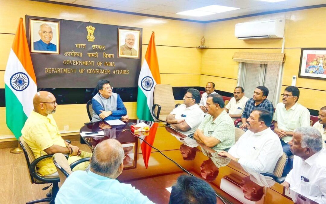 కేంద్ర మంత్రి శ్రీ పీయూష్ గోయల్ గారితో సమావేశం అయిన తెలంగాణ రైస్ మిల్లర్స్ అసోసియేషన్ సభ్యులు