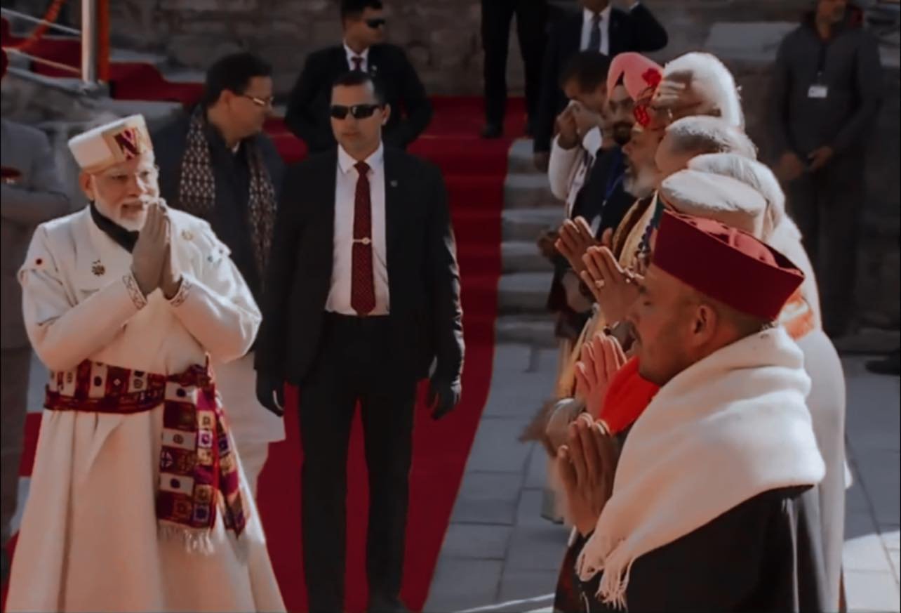 PM Shri Narendra Modi performs Darshan & Pooja