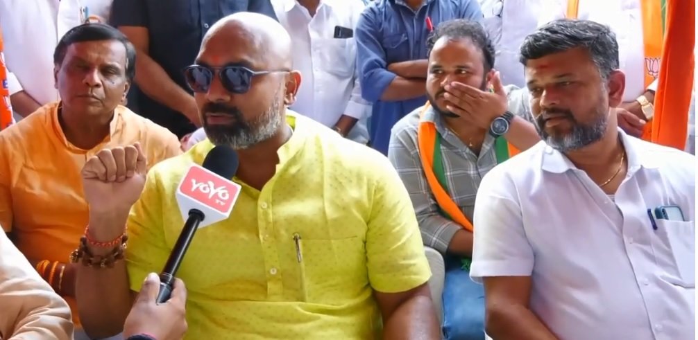 కల్వకుంట్ల దొరలకు బౌన్సర్లు ఎందుకయిండ్రు..!?