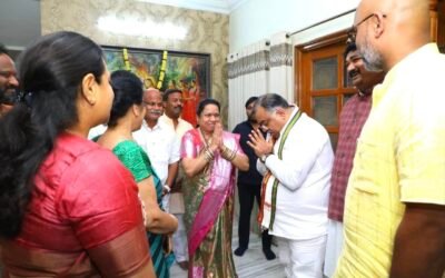 శ్రీ తరుణ్ ఛుగ్ గారు నా నివాసానికి వచ్చి పరామర్శించారు