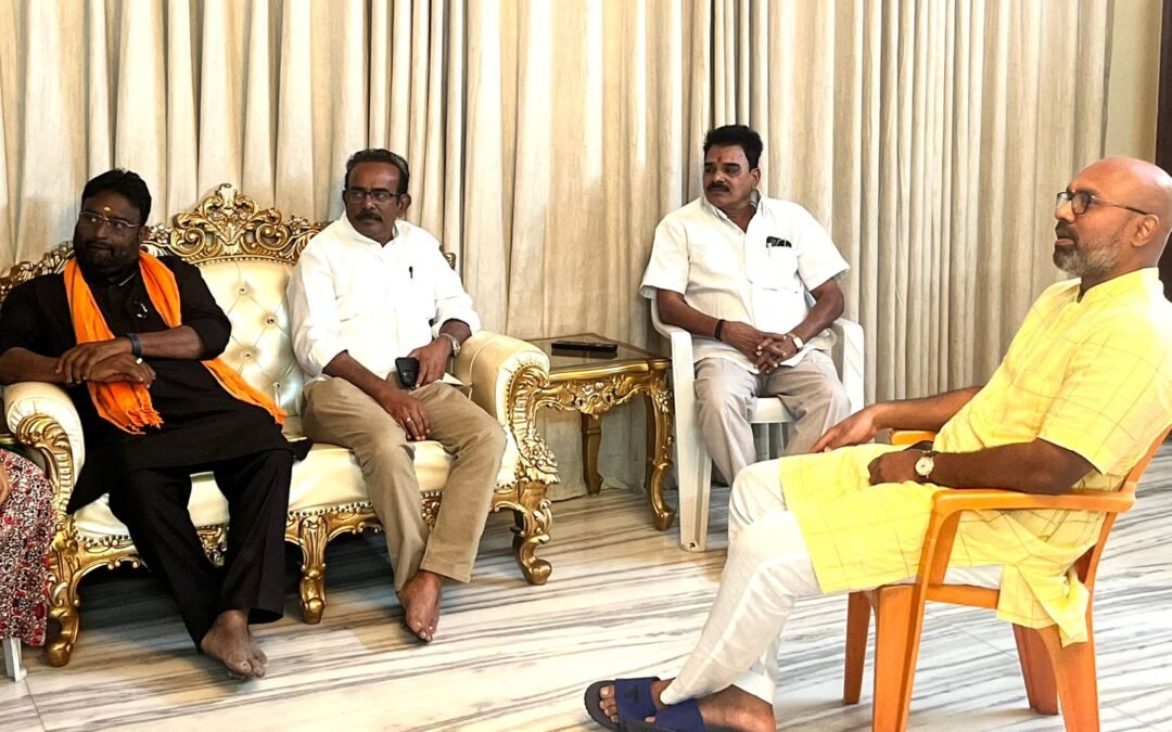 నా కుటుంబాన్ని  పరామర్శించిన  మాజీ ఎంపీ కొండా విశ్వేశ్వర్ రెడ్డి