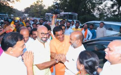 ఆర్మూర్ నియోజకవర్గంలోని పెర్కిట్ లో ఘన స్వాగతం..