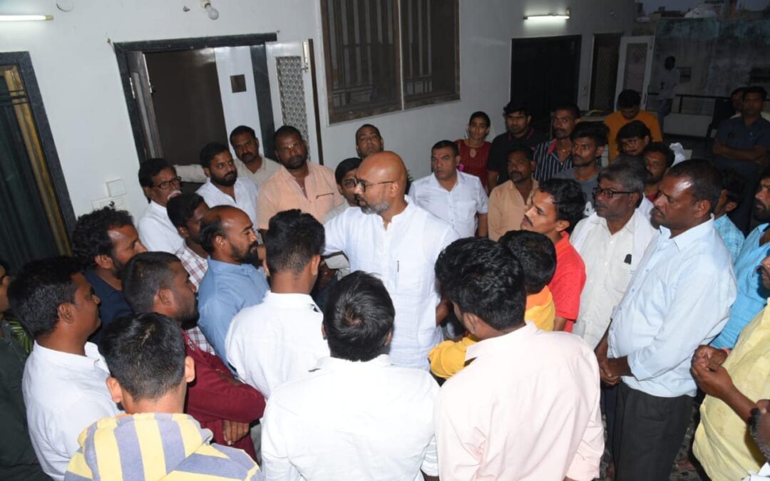 నిజామాబాద్ లోని ఎంపీ కార్యాలయంలో