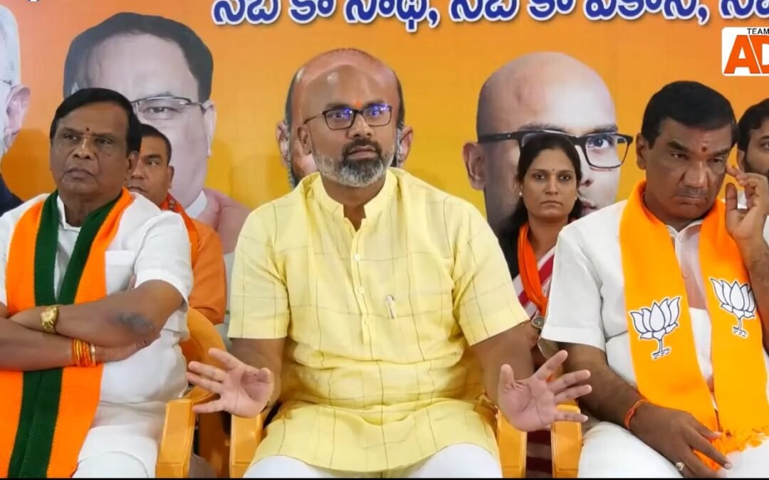 ఇండ్లయినా, అర్సపల్లి ROB అయినా మోడీ గారు ఇస్తేనే వస్తయి !