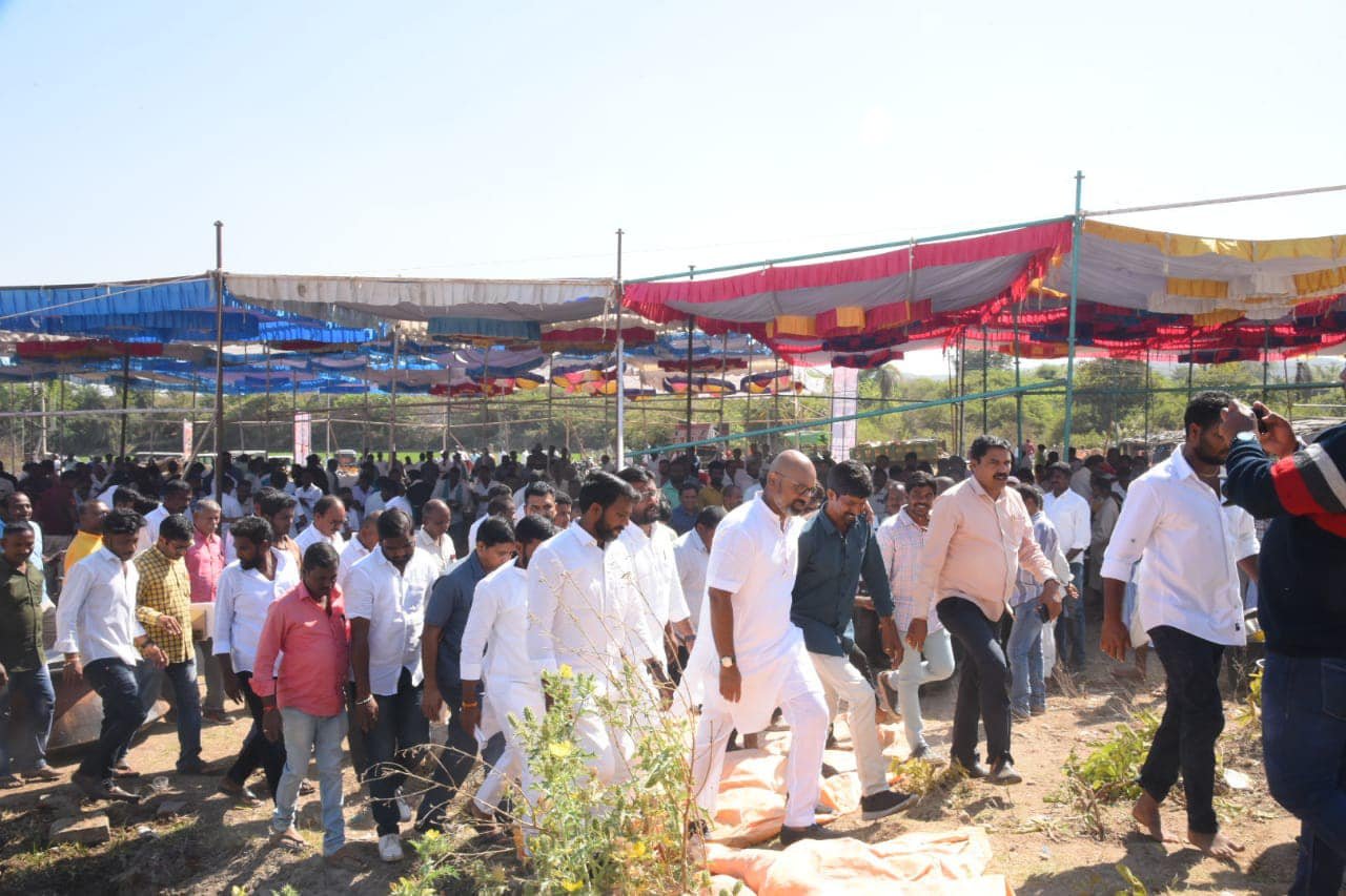 నూతన గృహప్రవేశ కార్యక్రమానికి హాజరైన ఎంపీ అరవింద్