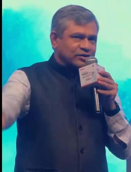 భారతీయ రైల్వే కి Narendra Modi గారిచ్చిన టార్గెట్