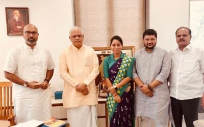 శ్రీ బి.ఎల్.సంతోష్ గారిని మర్యాదపూర్వకంగా కలిసిన డా. భోగ శ్రావణి ప్రవీన్.